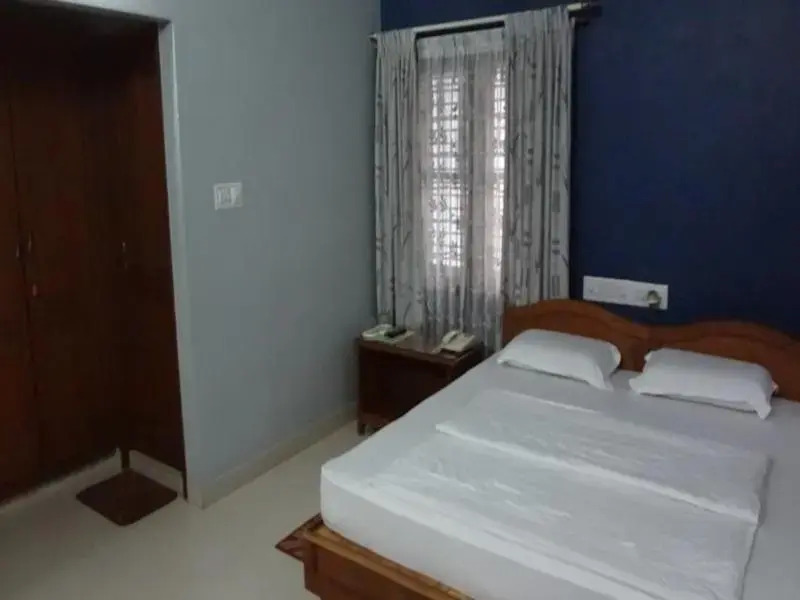 Compact - Royal Habitat — фото 1