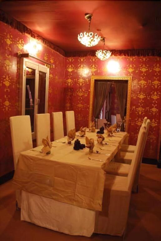 Биканер: Hotel Bhairon Vilas