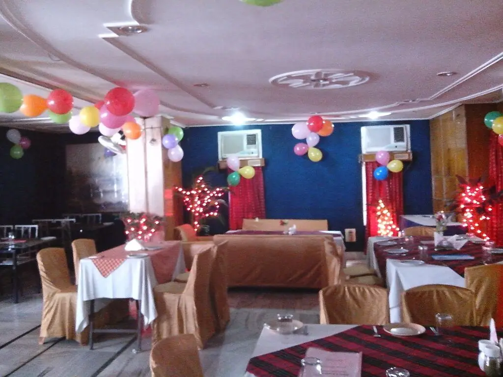 Гувахати: Hotel Mahalaxmi Indo Myanmar
