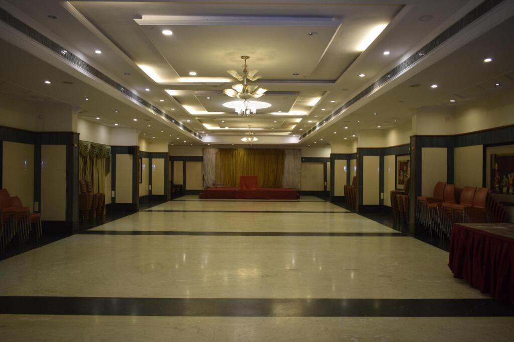 Hotel Mount Heera — фото 1