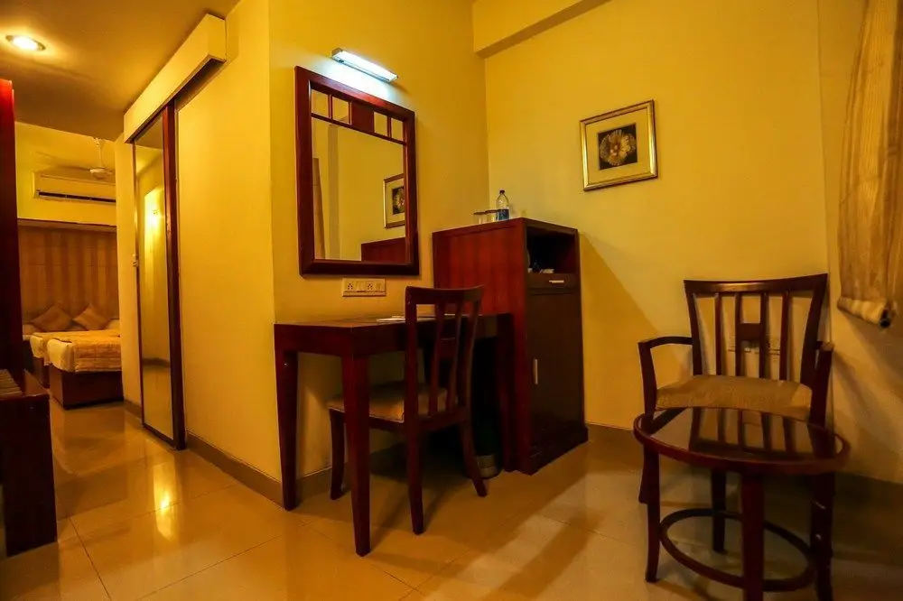 Ченнаи: Hotel Queensway Park