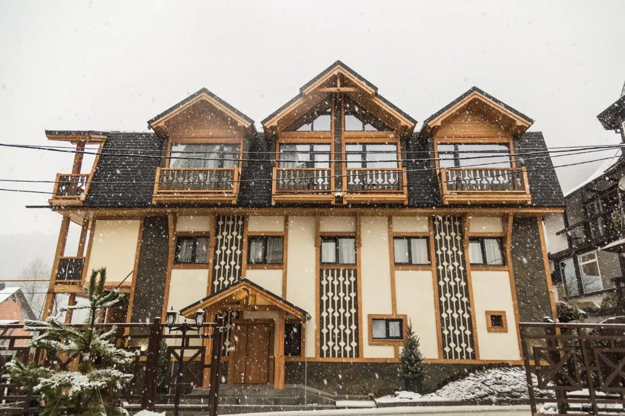 Эсто-Садок: Wood House & SPA Вуд Хаус