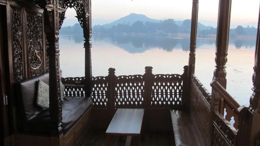 Шринагар: RITZ Houseboats