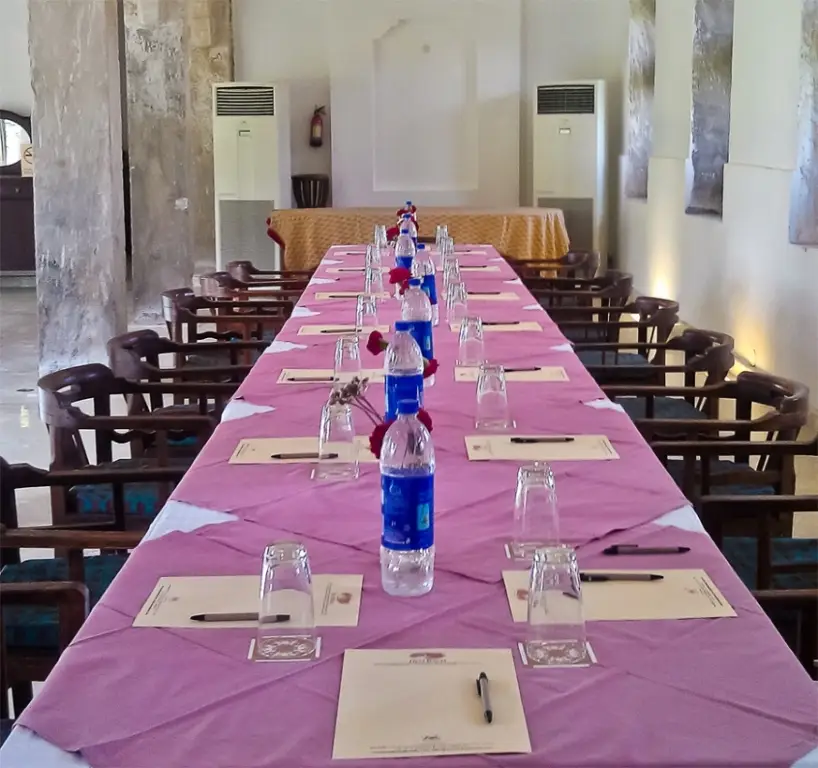 Гвалиор: Neemrana's - Deo Bagh
