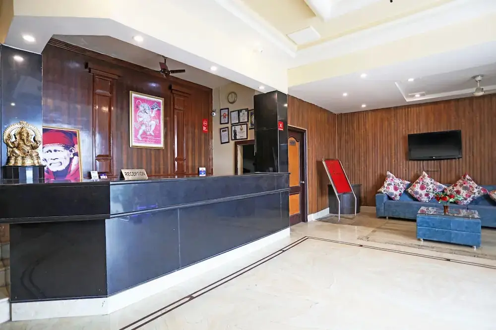 Катра: Jagdish Residency