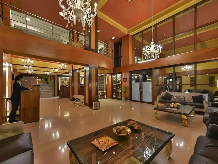 Шринагар: Batra Hotel