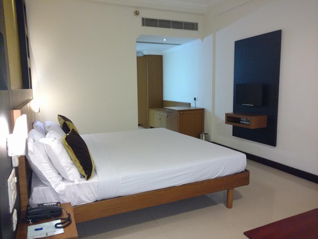Кондотти: Kovilakam Residency Private Limited