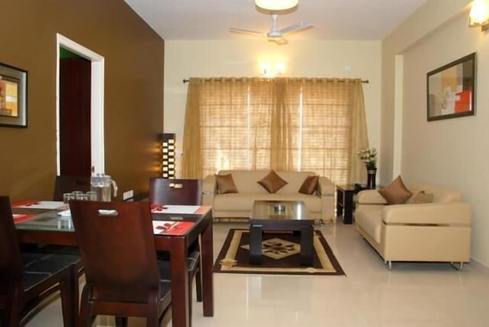 Бангалор: Parkwood Suites
