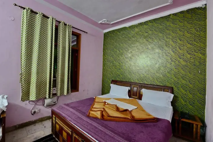 Чандигарх: Hotel Regal 45