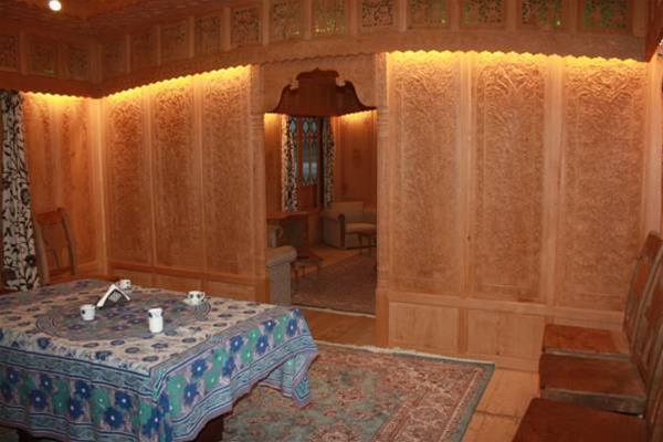 Шринагар: Khilona Group of Houseboats