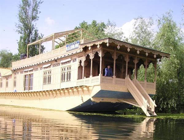 Шринагар: Khilona Group of Houseboats