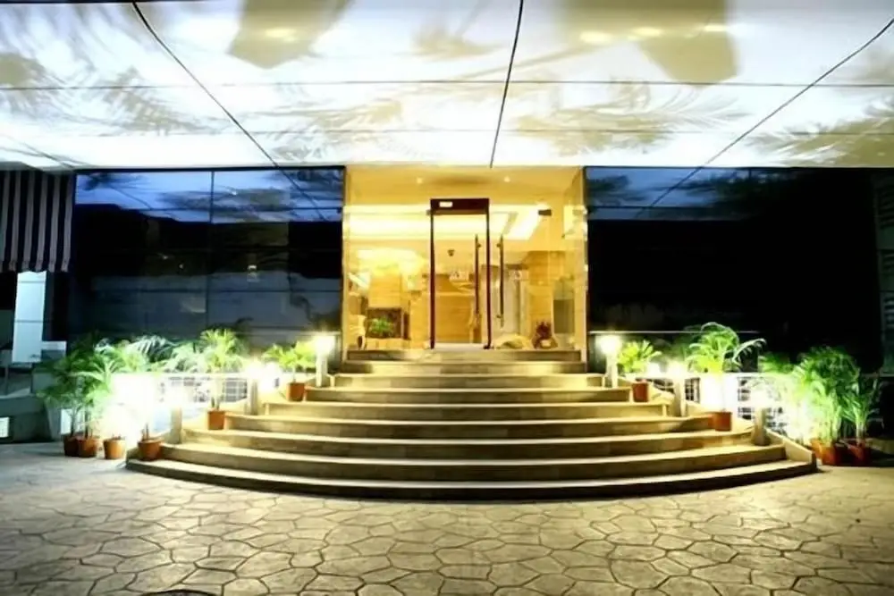 Секундерабад: United 21 Hotel - Hyderabad