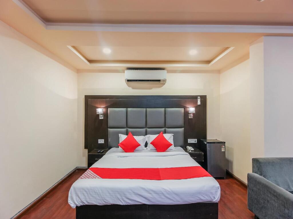 Хидерабад: Hotel Sai Prakash By OYO Rooms