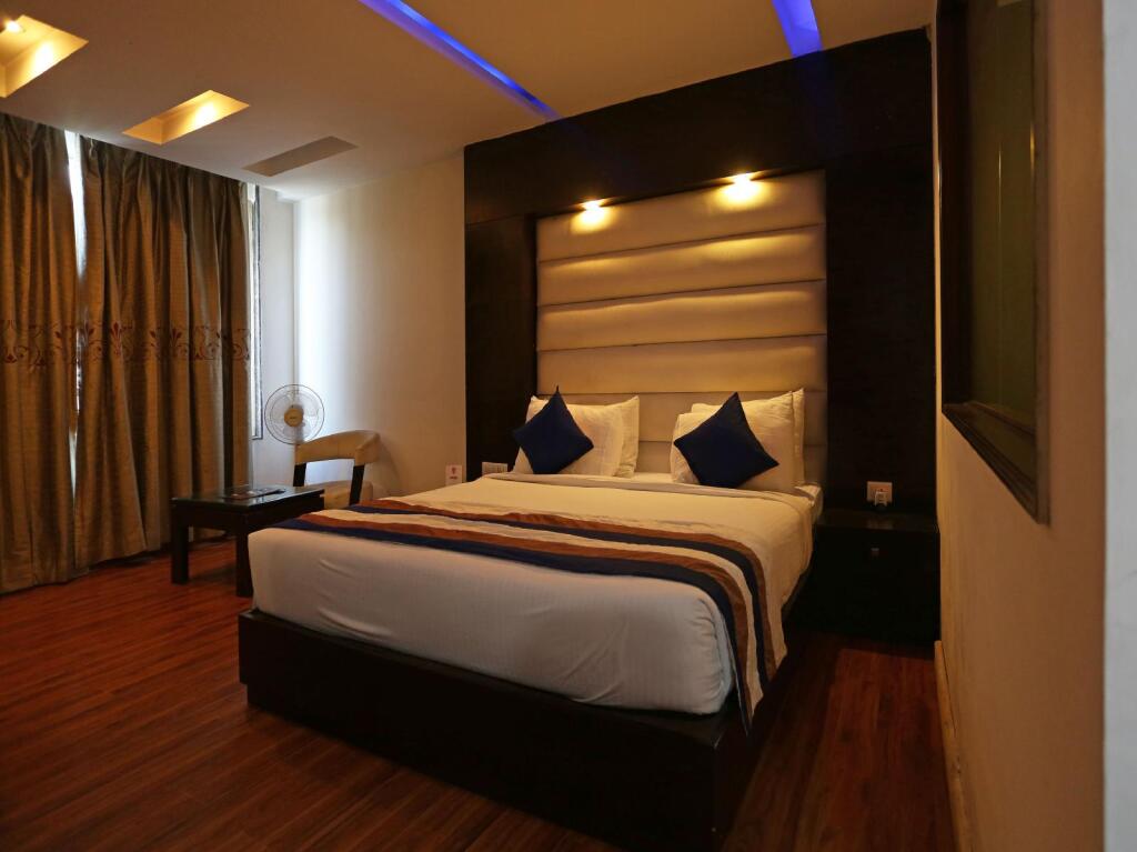 Хидерабад: Hotel Sai Prakash By OYO Rooms