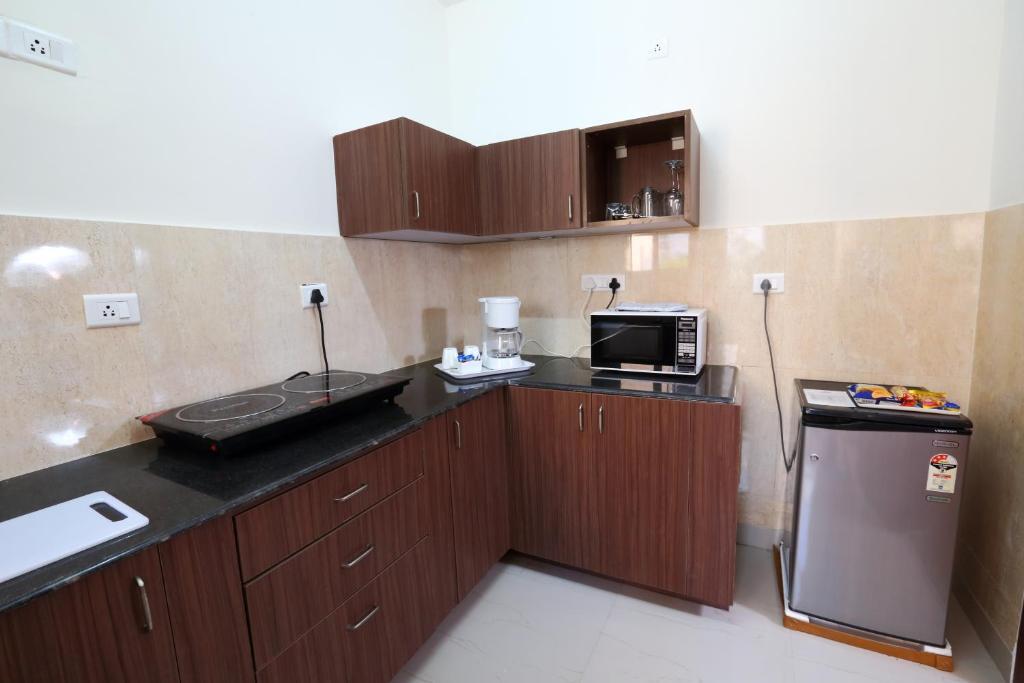 Бангалор: Crest Executive Suites