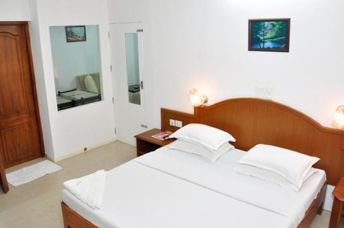 Перумал Ковил Пати: Sayoojyam Residency