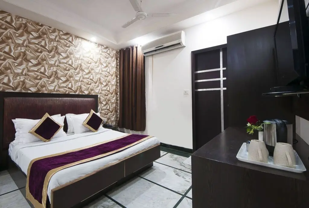 Нью-Дели: Hotel Apra Inn