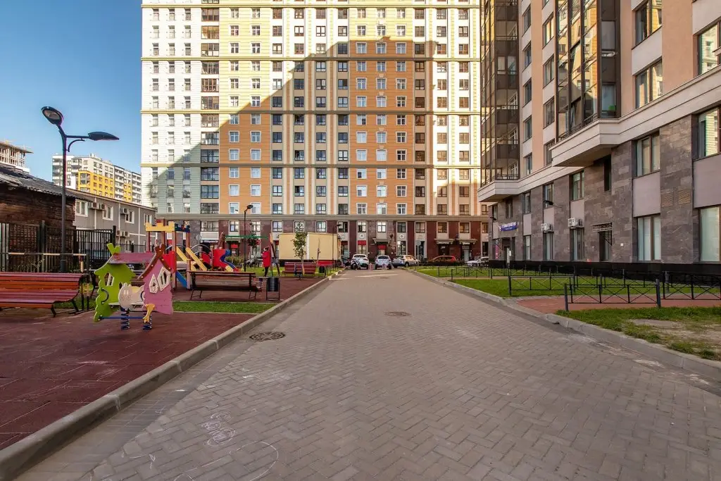 Санкт-Петербург: Квартира Времена Года