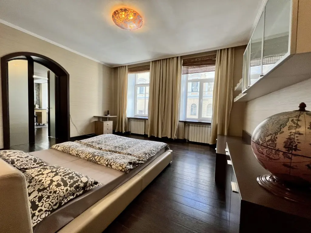 Санкт-Петербург: Апартаменты Вознесенский 4 Home