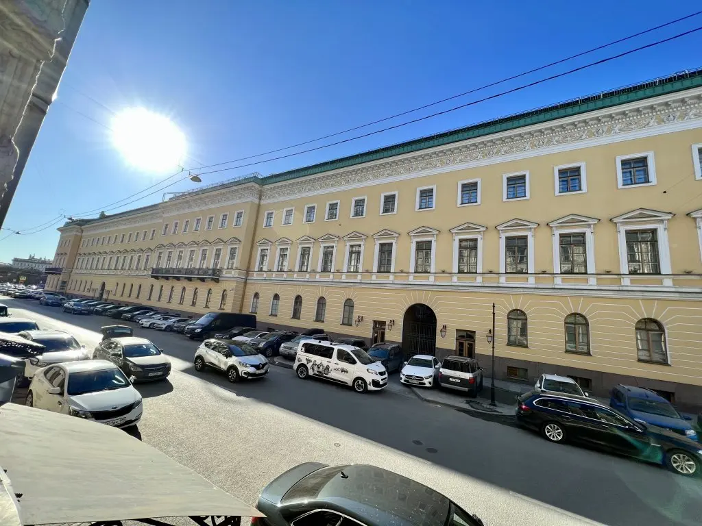 Санкт-Петербург: Апартаменты Вознесенский 4 Home