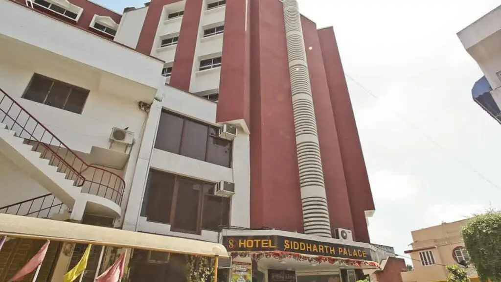 Siddharth Palace Hotel — фото 1