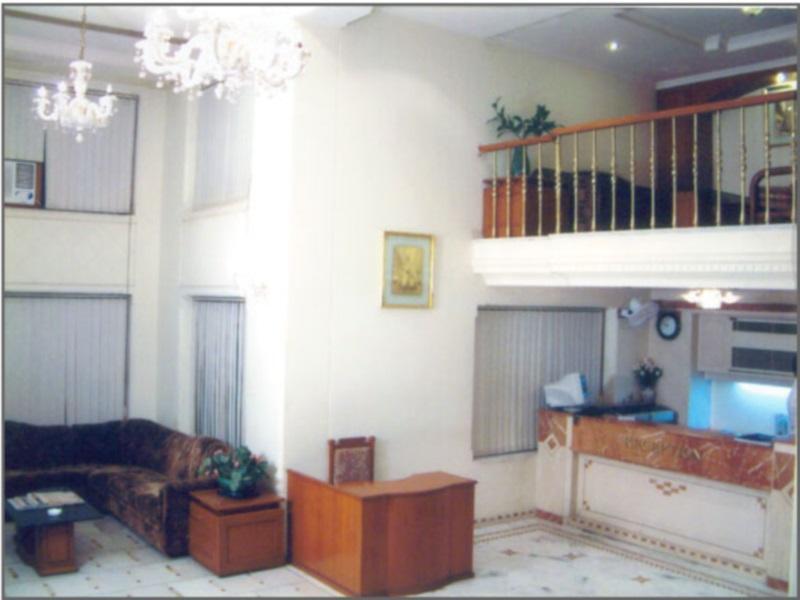 Вадодара: Aditi Hotel