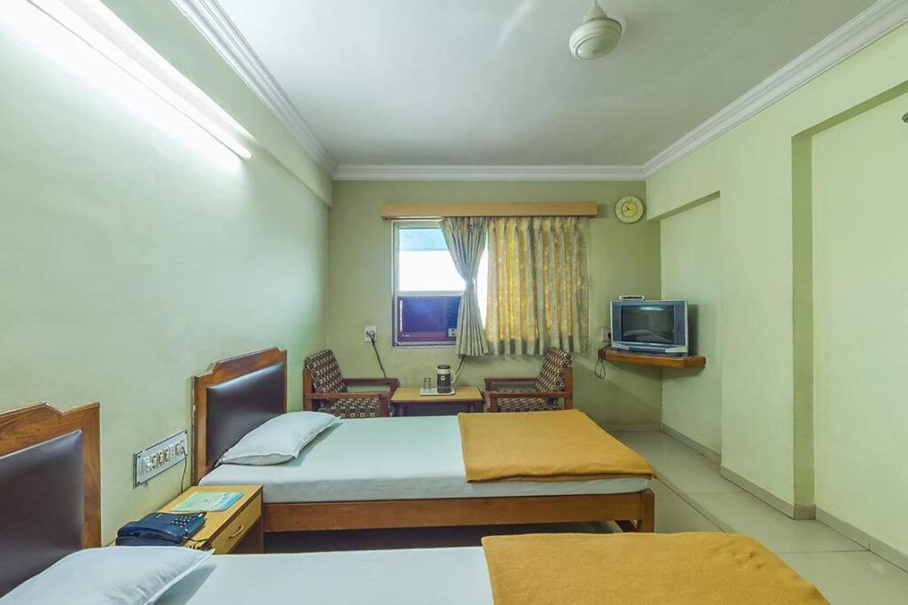 Вадодара: Hotel Hilltop