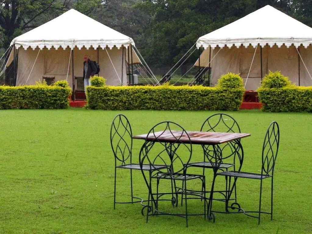 Бунди: Ummaid Bagh Resort