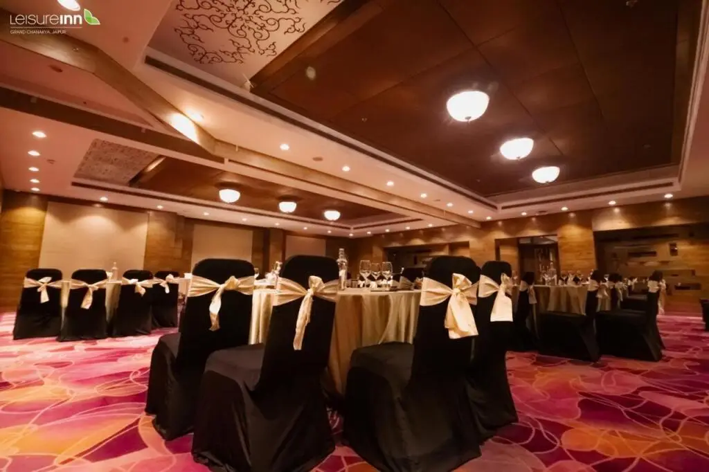 Джайпур: Leisure Inn Grand Chanakya