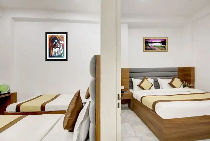 Нью-Дели: Hotel S B Inn