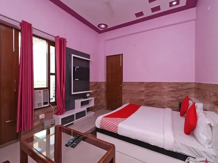 Матхура: Hotel Raj Palace
