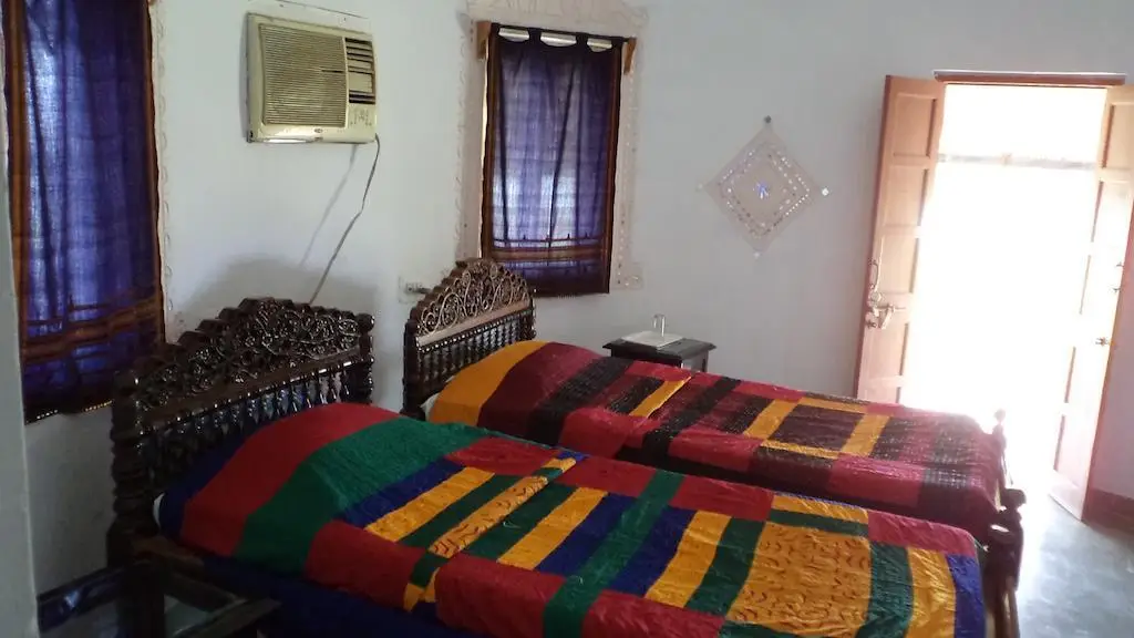 Бхудж: Kutch Safari Resort