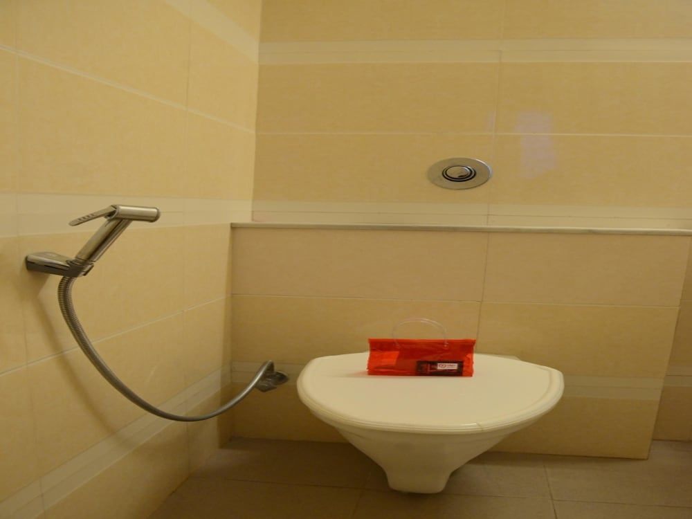 Пуна: CozyNest Service Apartments - Baner Pune