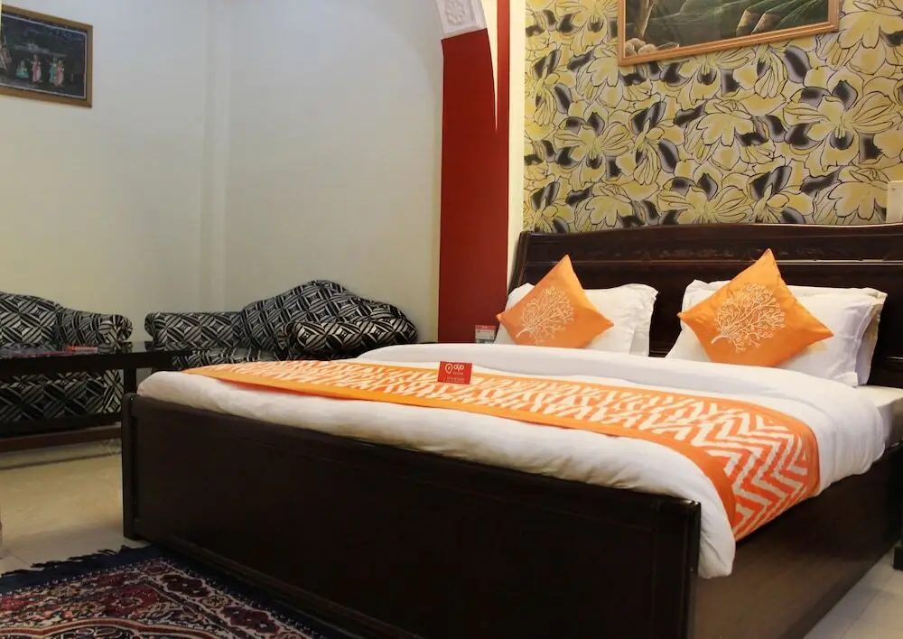 Бахадрабад: Hotel Vinayak Grand