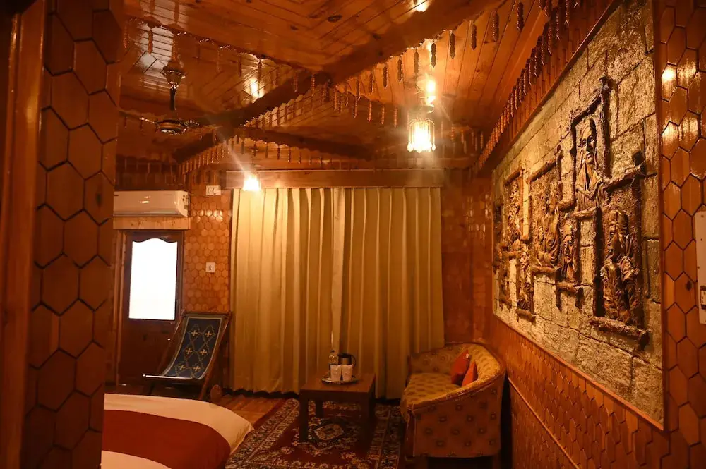 Касоль: Hotel Royal Palace