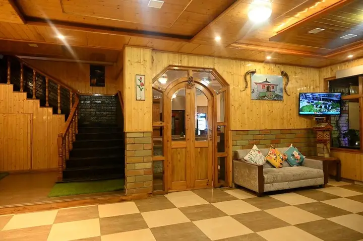 Касоль: Hotel Royal Palace