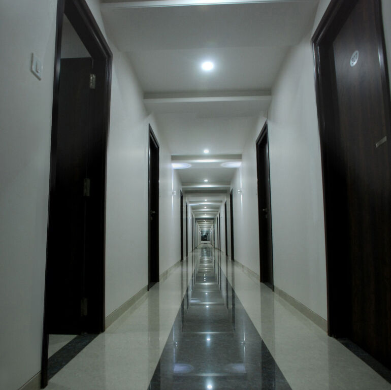 Ширди: Hotel Sai Bansi