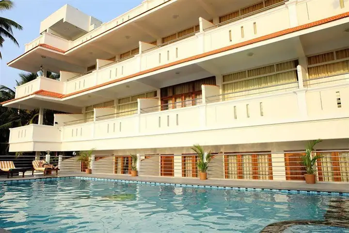 Ковалам: Samudratheeram Beach Resort