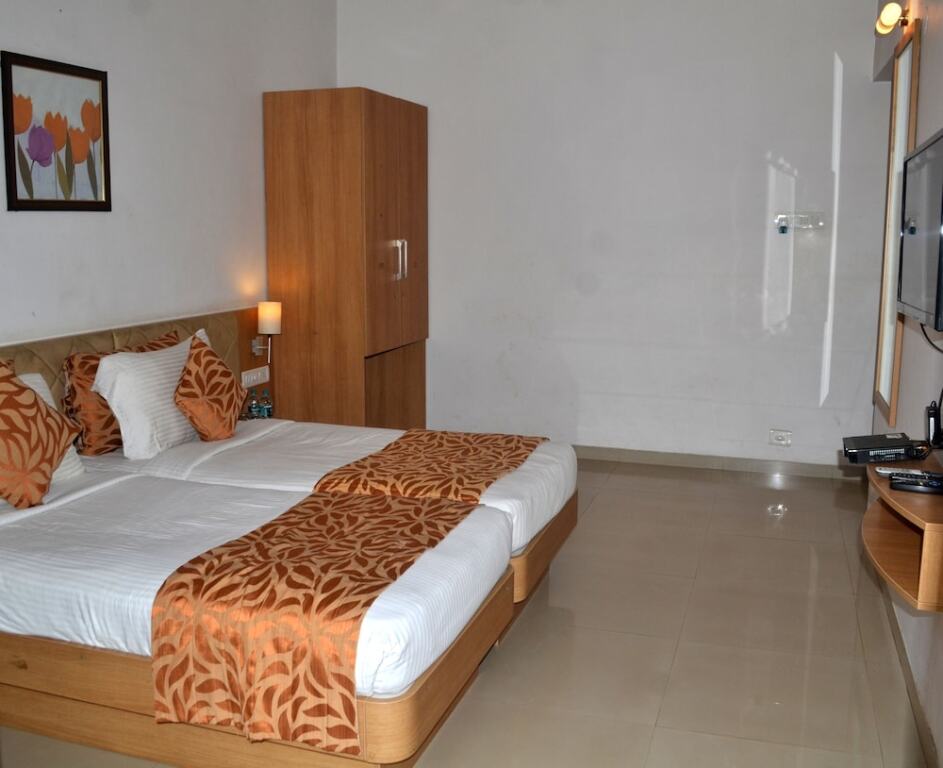 Лонавала: United 21 Retreat, Lonavala