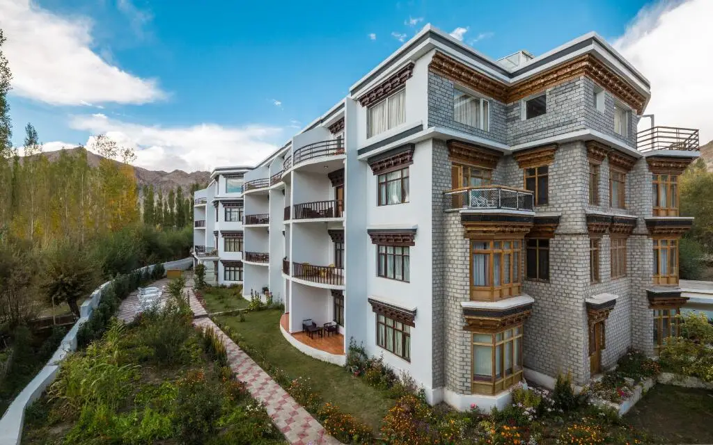 Reenam Hotel — фото 1