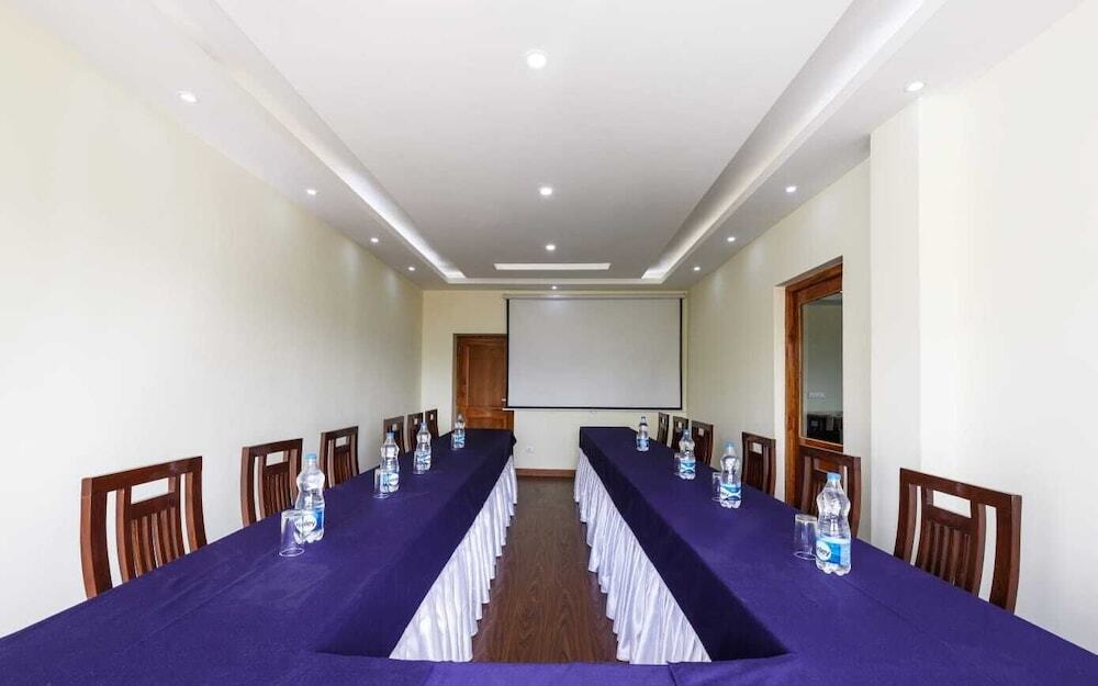 Лех: Reenam Hotel