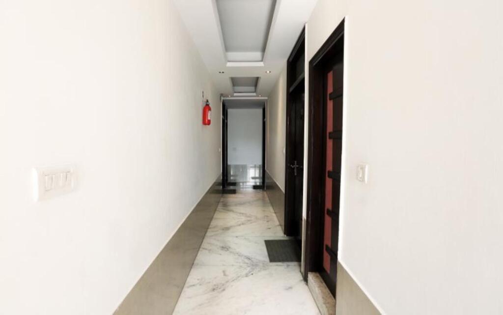 Нью-Дели: Hotel Srivinayak