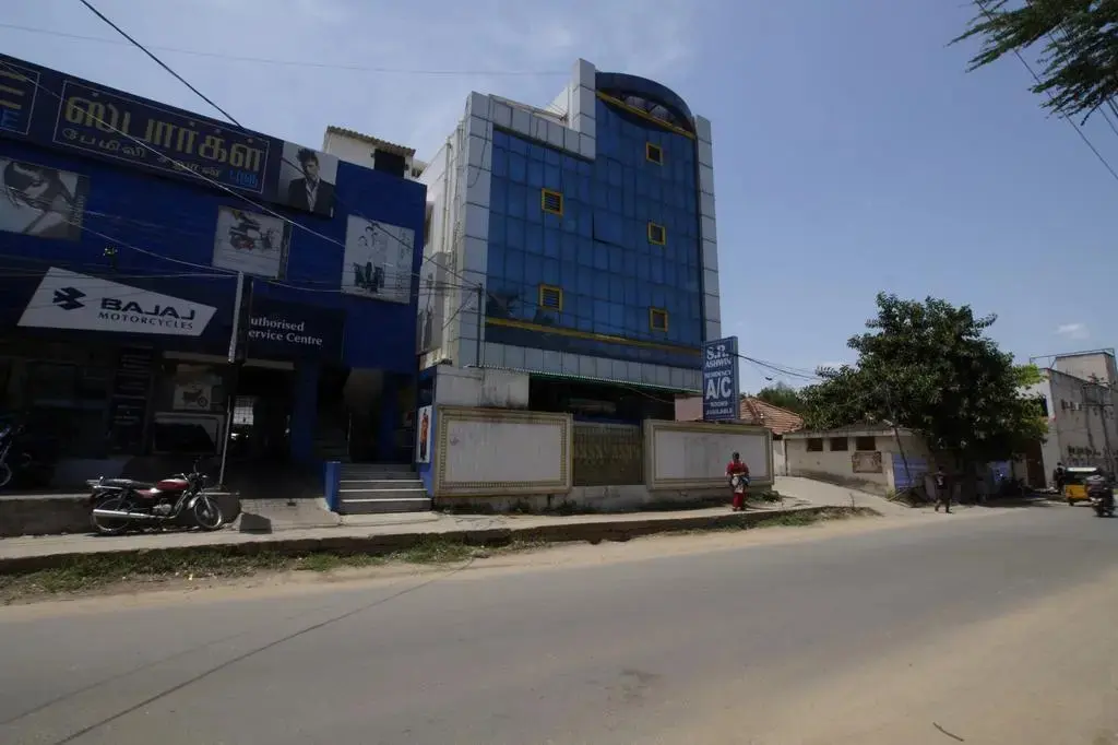Ченнаи: S.R.Ashwin Residency