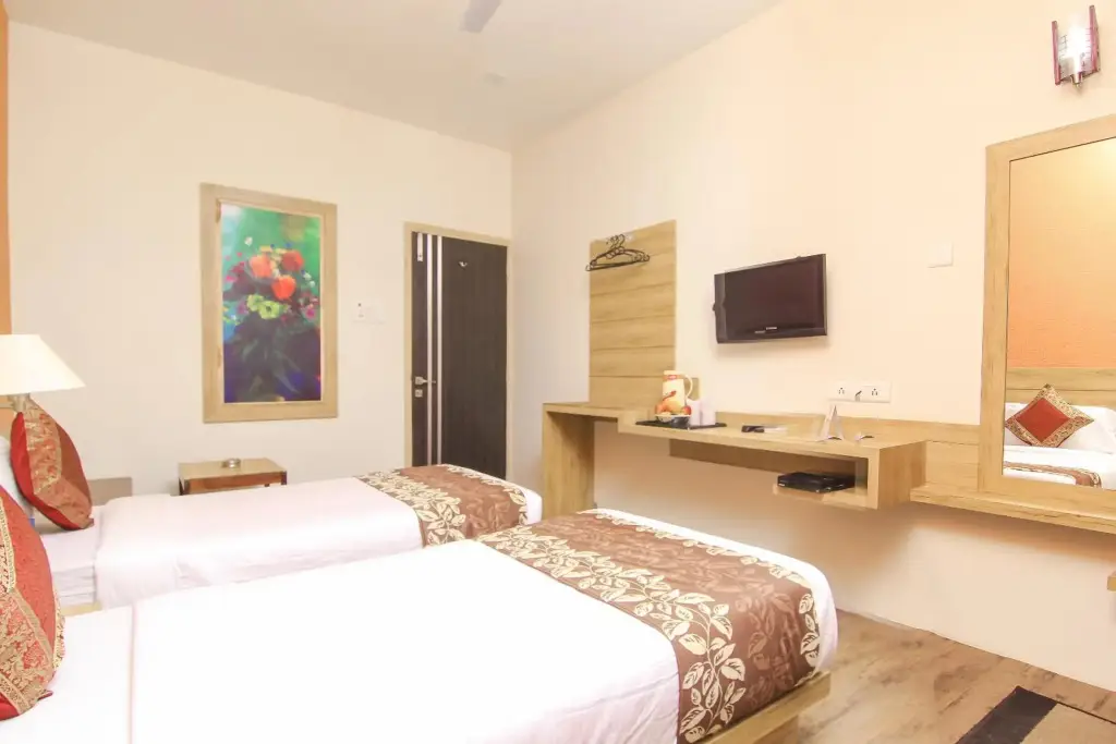Варанаси: Hotel R B International