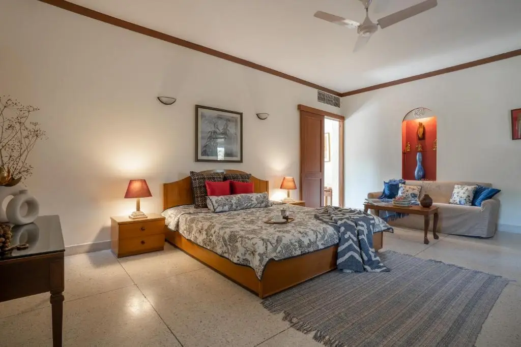 Наинитал: Tree of Life Homestead Corbett Country