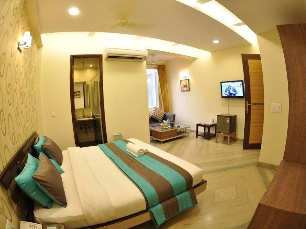 Гуруграм: The Executive Suites