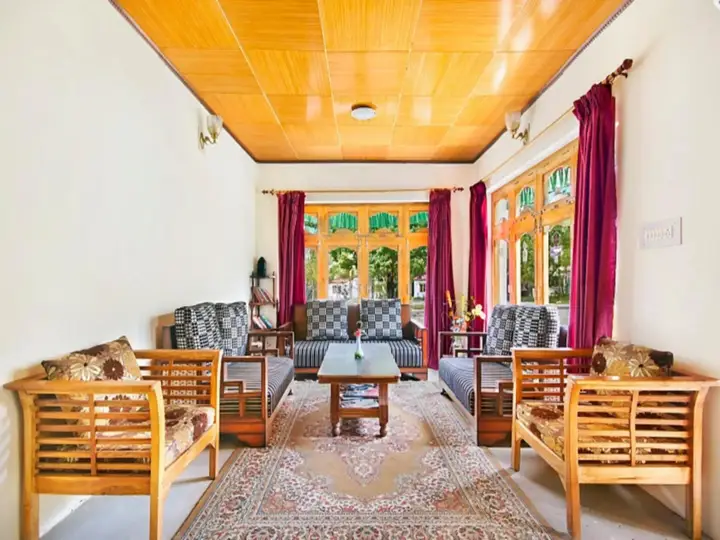 Хундер: Himalayan Eco Resort