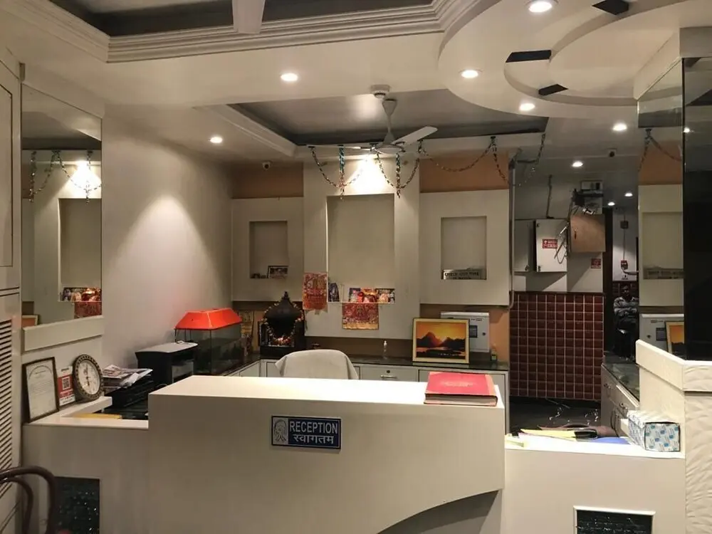 Нью-Дели: Hotel Crystal Deluxe at New Delhi Railway Station