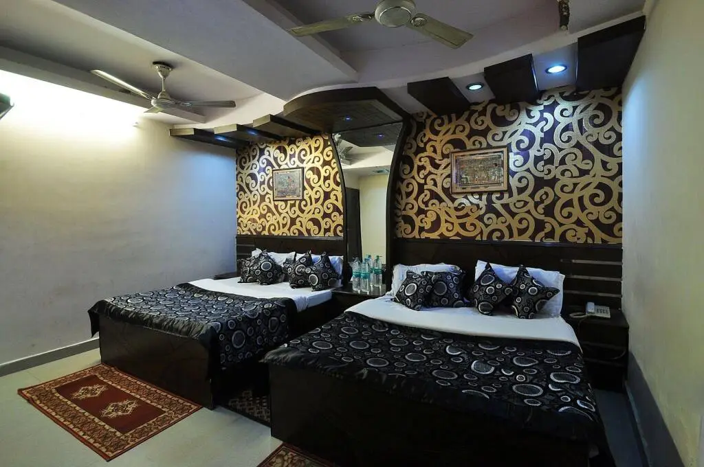 Нью-Дели: Hotel Roma DX