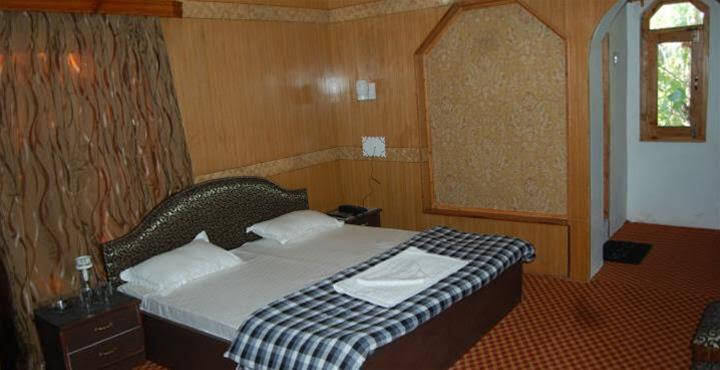 Шринагар: Hotel Landmark